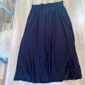Tommy Bahama Black Midi A-Line Skirt Casual